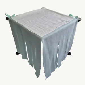 Cachette rideaux bleu ciel